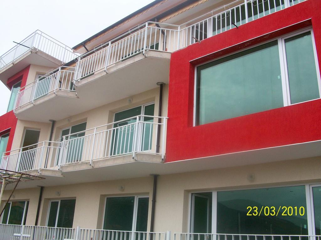 Villa Sunny Hill Fish Fish Exterior photo